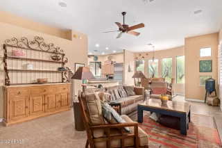 Photo #3: 6378175 Listing 