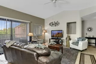 Photo #2: 6378477 Listing 