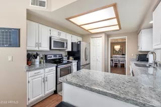 Photo #6: 6378489 Listing
