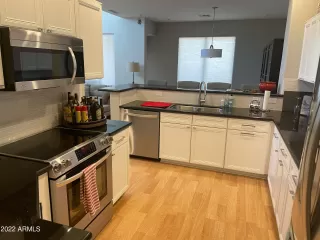 Photo #6: 6378613 Listing