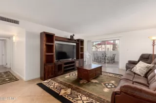 Photo #4: 6378660 Listing 