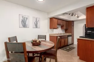 Photo #5: 6378660 Listing 