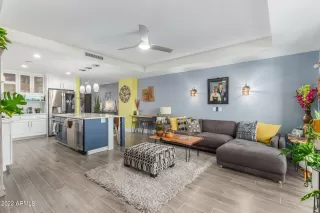 Photo #4: 6378929 Listing