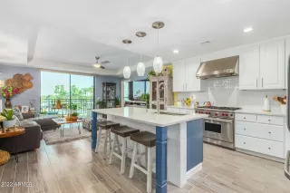 Photo #5: 6378929 Listing