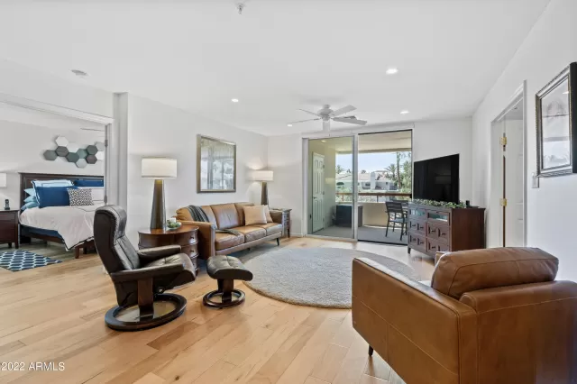 MLS: 6379047 Condo For Sale