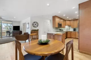 Photo #5: 6379047 Listing 