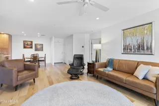 Photo #6: 6379047 Listing 