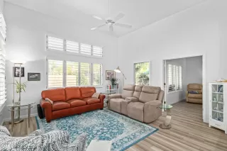 Photo #3: 6379239 Listing