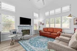 Photo #6: 6379239 Listing