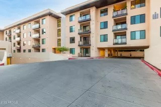 Photo #2: 6379256 Listing