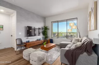 Photo #3: 6379256 Listing