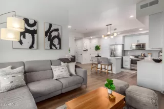 Photo #5: 6379256 Listing