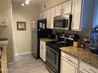 Photo #3: 6379258 Listing