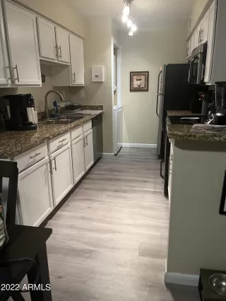 Photo #4: 6379258 Listing