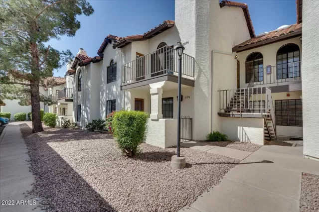 MLS: 6379397 Condo For Sale