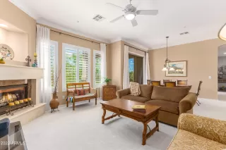 Photo #6: 6379417 Listing