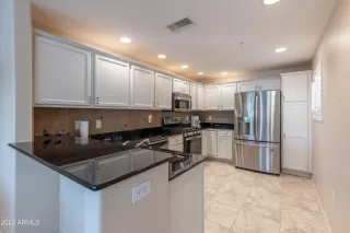 Photo #3: 6379440 Listing 