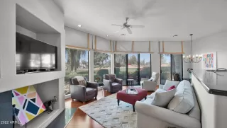 Photo #4: 6379657 Listing