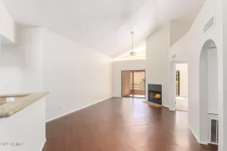 Photo #3: 6379691 Listing