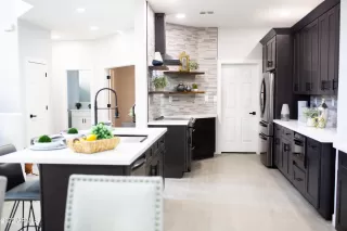 Photo #5: 6379705 Listing