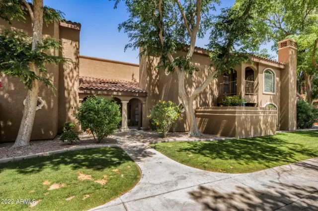 MLS: 6379726 Condo For Sale