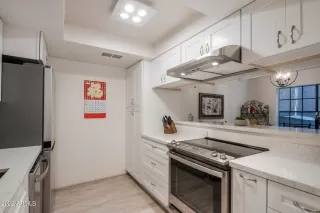 Photo #6: 6379726 Listing