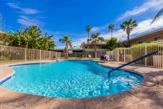 Photo #3: 6379887 Listing