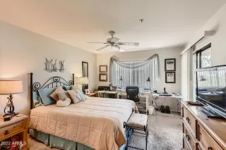 Photo #6: 6379939 Listing