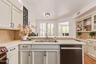 Photo #1: 6380062 Listing