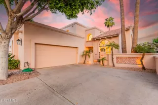 Photo #4: 6380062 Listing