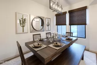 Photo #5: 6380188 Listing