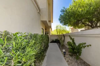 Photo #5: 6380323 Listing 