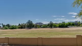 Photo #3: 6380400 Listing