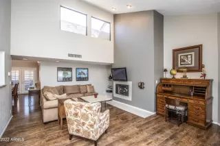 Photo #1: 6380433 Listing 