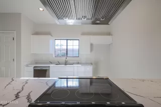 Photo #4: 6380591 Listing 