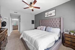 Photo #6: 6380618 Listing