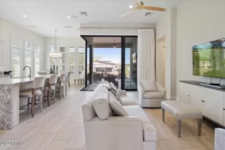 Photo #2: 6380691 Listing