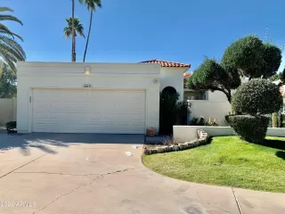 Photo #4: 6380792 Listing
