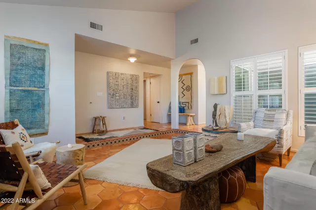 MLS: 6380839 Condo For Sale