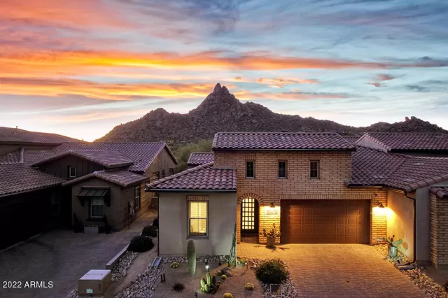 MLS: 6380952 Condo For Sale