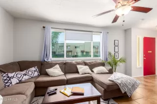 Photo #5: 6380970 Listing 