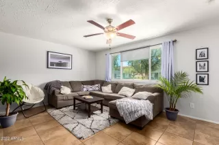 Photo #6: 6380970 Listing 