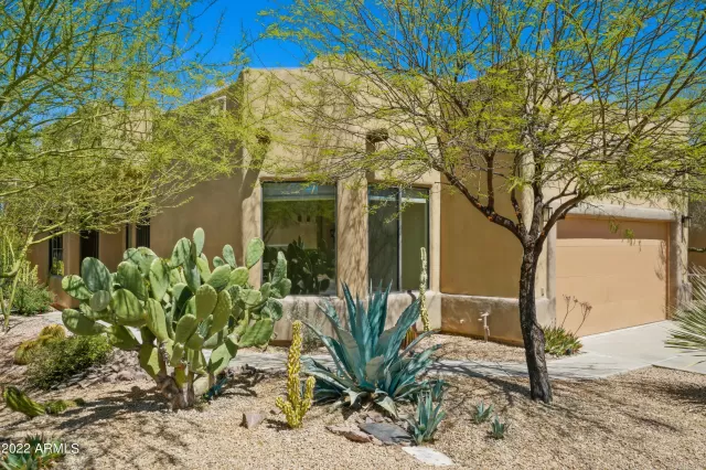 MLS: 6381210 Condo For Sale