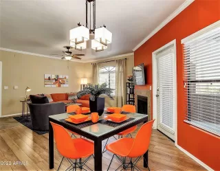 Photo #4: 6381296 Listing