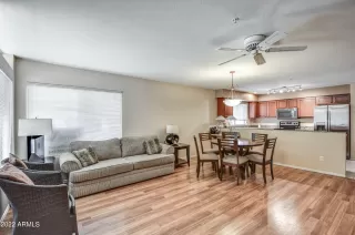 Photo #6: 6381355 Listing