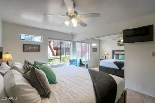 Photo #2: 6381362 Listing