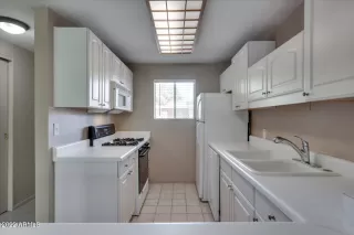 Photo #2: 6381393 Listing