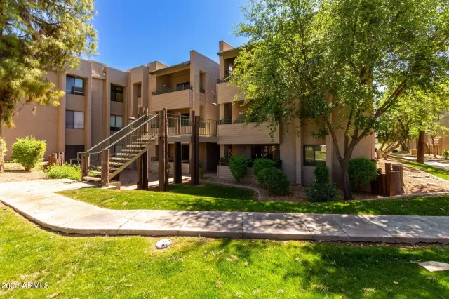 MLS: 6381402 Condo For Sale