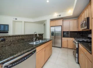 Photo #2: 6381429 Listing