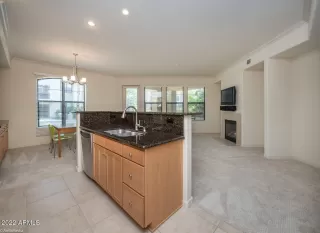 Photo #4: 6381429 Listing